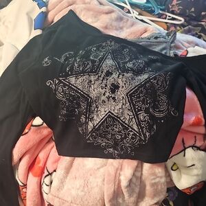 Black Star Graphic Top